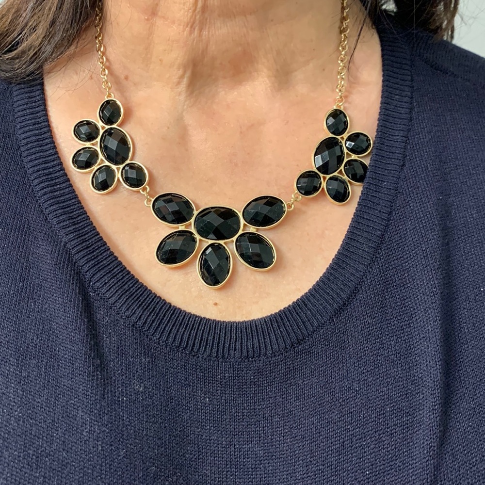 NWOT Black & Gold “Flair Affair” Necklace